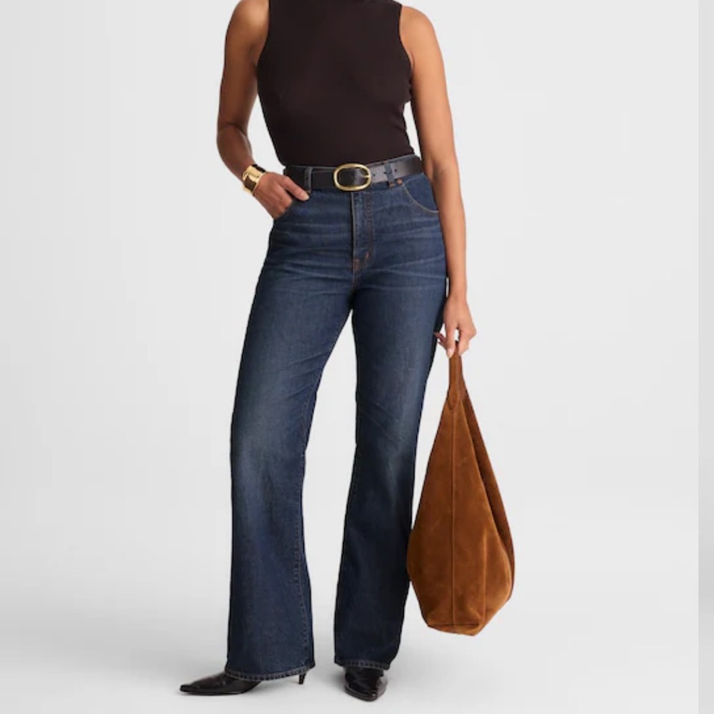 NWT Madewell Curvy Relaxed Bootcut Jeans - Dark Blue